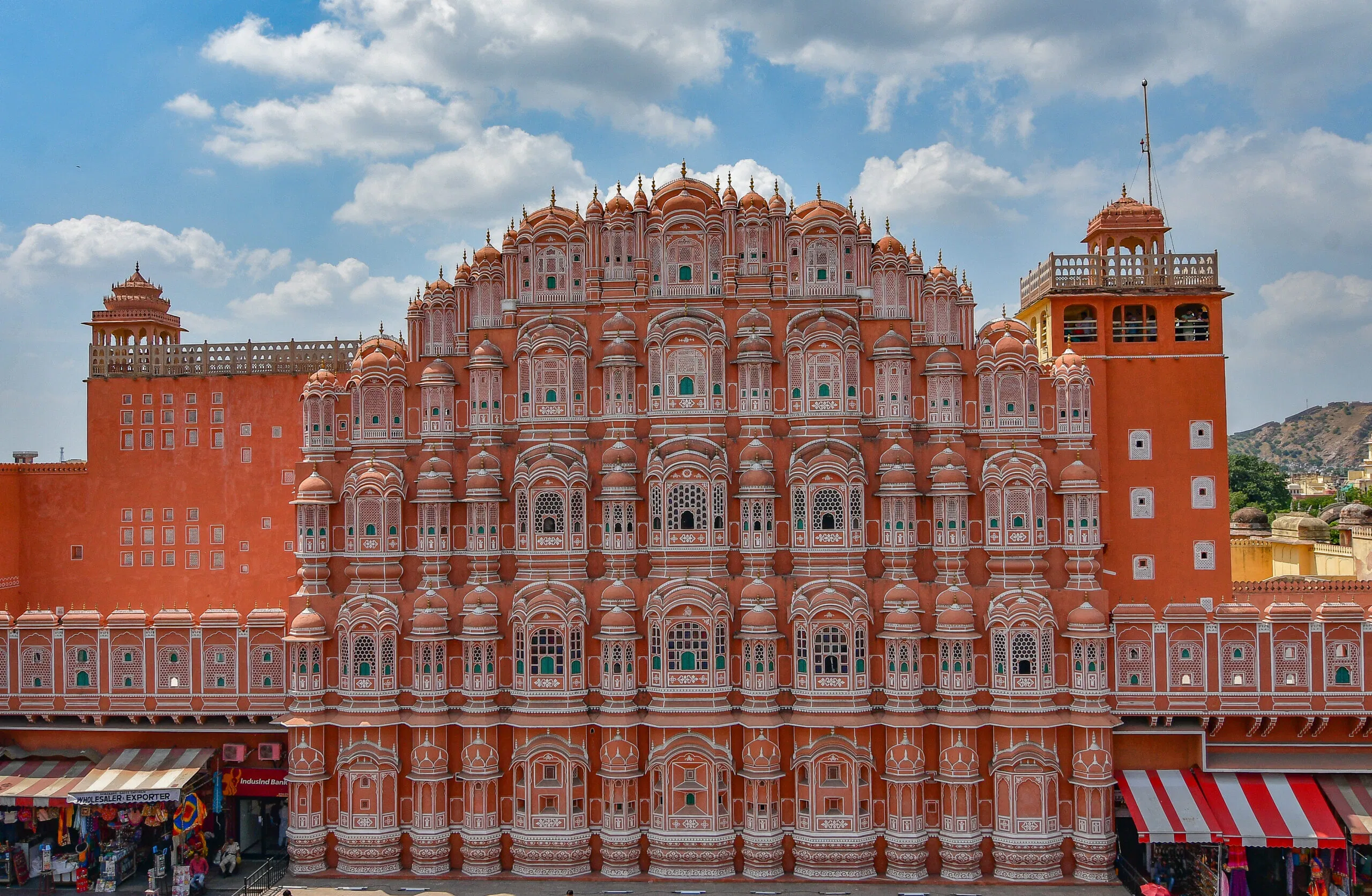 Jaipur Travel Guide: Top Attractions & Tips